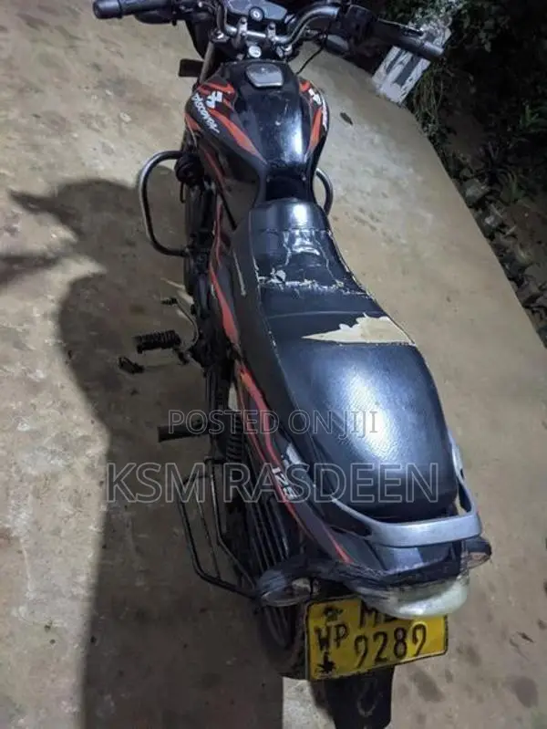 Bajaj Discover 125 discovery 2026