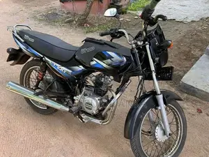 Bajaj CT100 2017