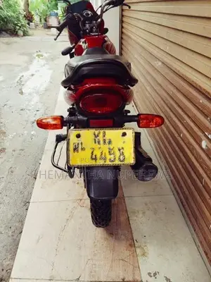Bajaj Platina 125 2012