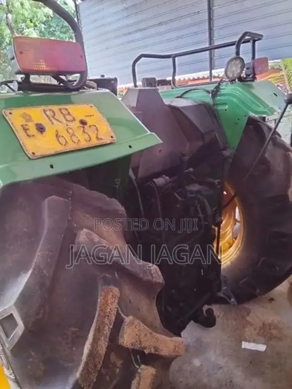 John Deere 5310 2009