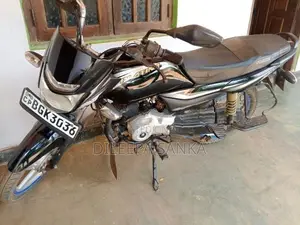 Bajaj Platina 100 2018