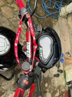 Bajaj Pulsar 180 2009