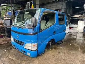 Toyota Dutro Crew Cab