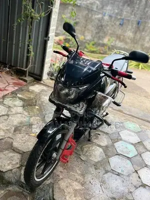 Bajaj Pulsar 180 2009