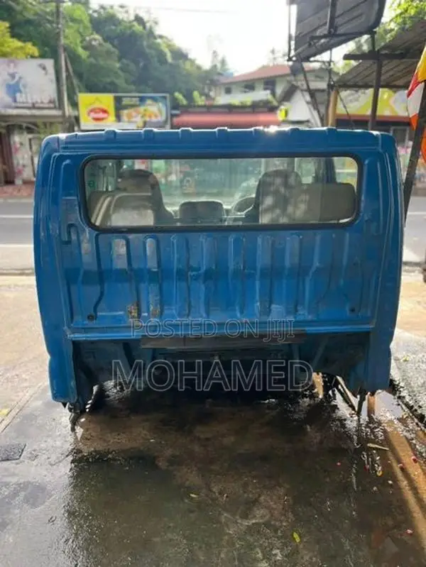 Toyota Dutro Crew Cab