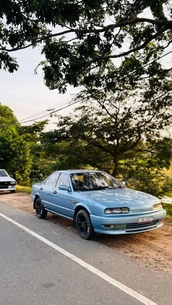 Nissan Presea 1992