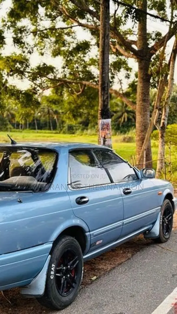 Nissan Presea 1992