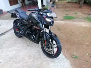 Bajaj Pulsar N160 2025