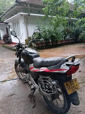TVS Victor GLX 125 1995