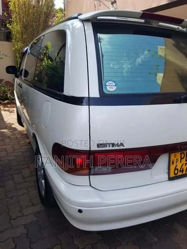 Toyota Estima 2008
