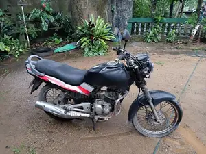 TVS Victor GLX 125 1995