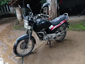 TVS Victor GLX 125 1995