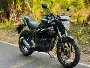 Suzuki Gixxer 2017
