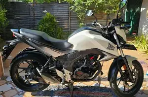 Honda CB Hornet 2017