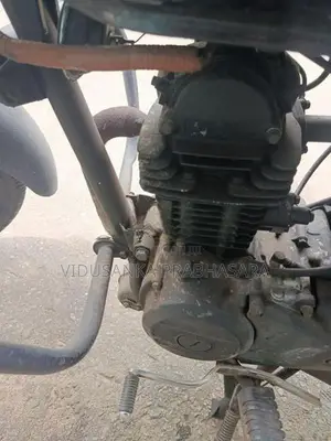 Bajaj Platina 2013