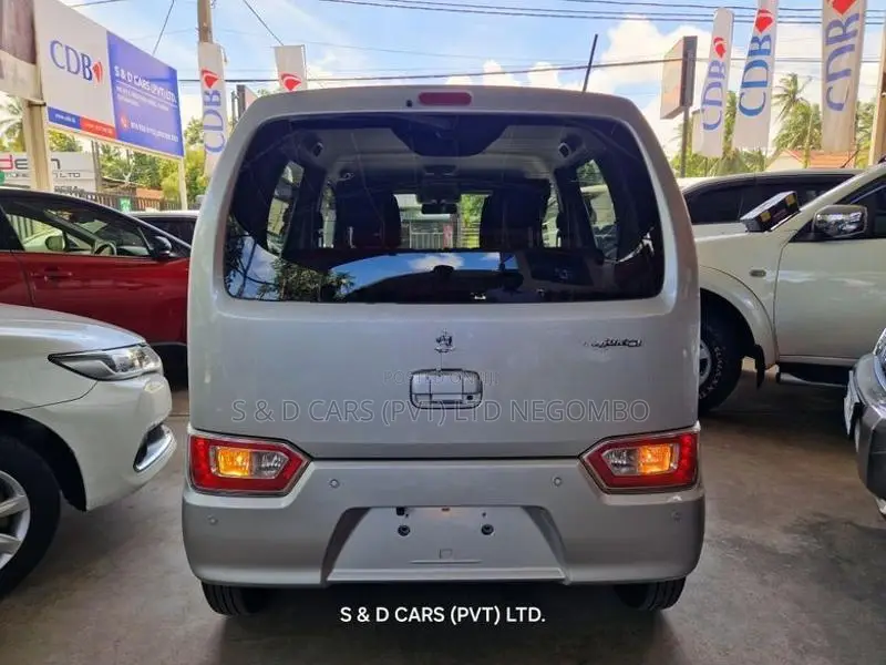 Suzuki Wagon R FX 2024