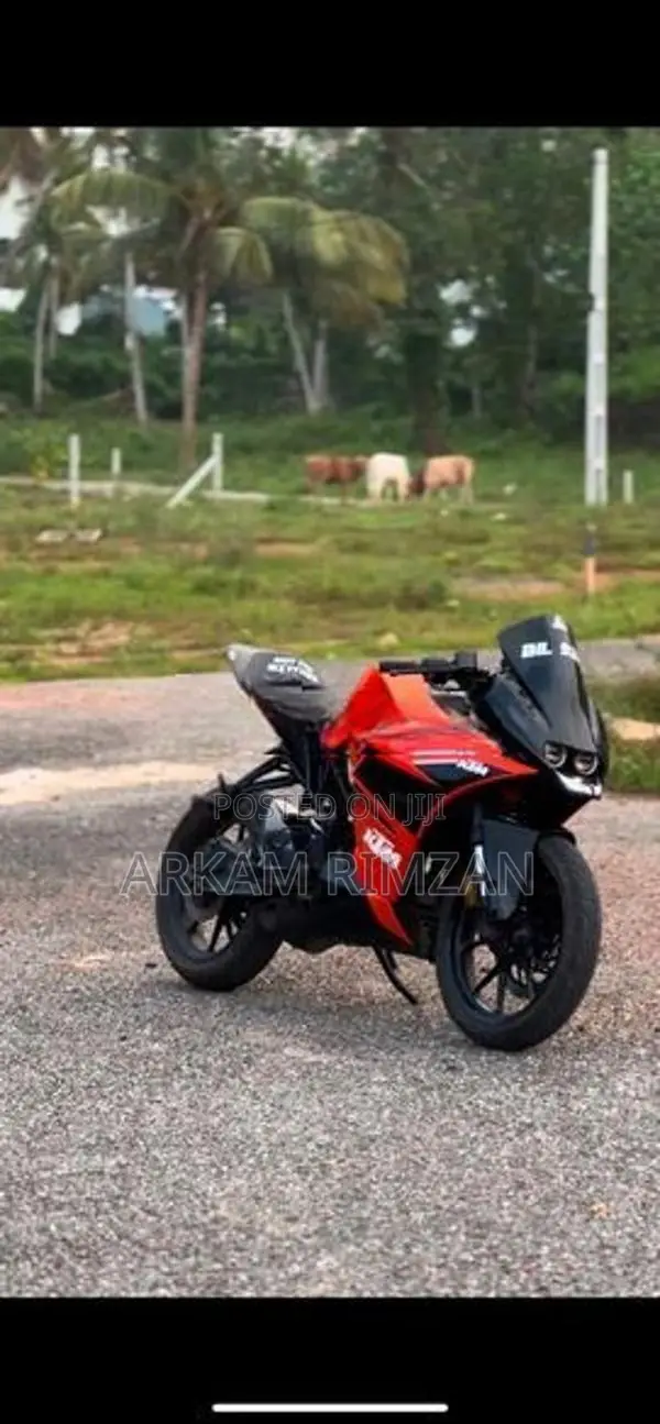 KTM RC 125 2021