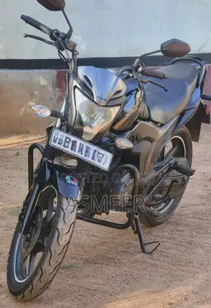 Honda CB Trigger 2014
