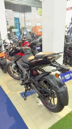 Bajaj Pulsar NS200 2026