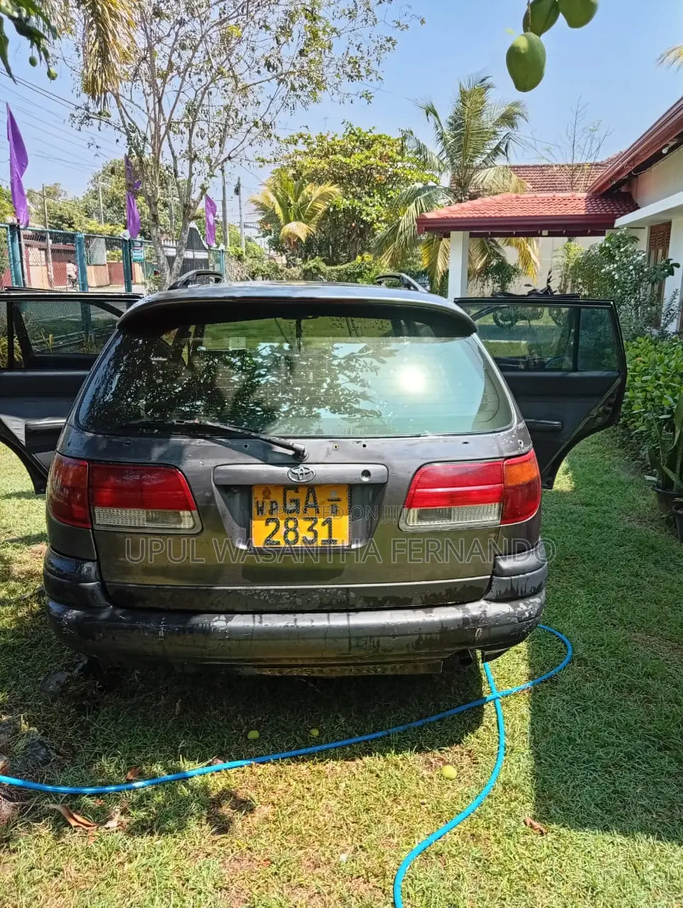 Toyota Caldina 1997 Gray