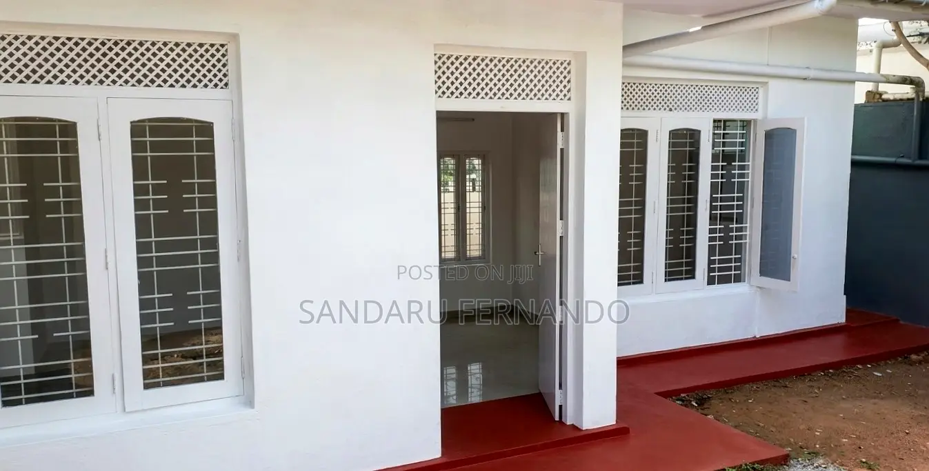 4bdrm House in Pelawatte for rent
