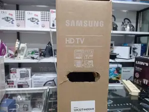 Samsung 32" Smart TV