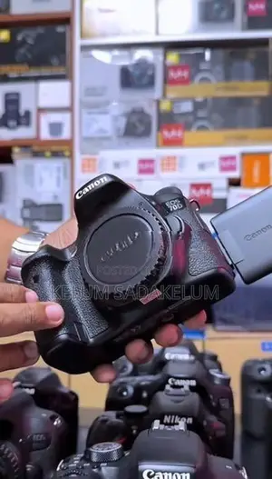 Canon DSLR Mirrorless Camera