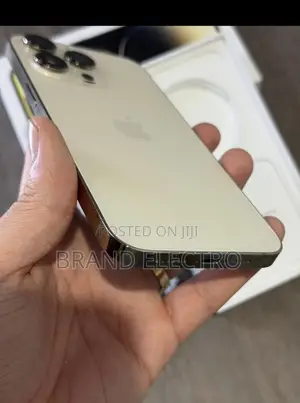 New Apple iPhone 14 256 GB Yellow
