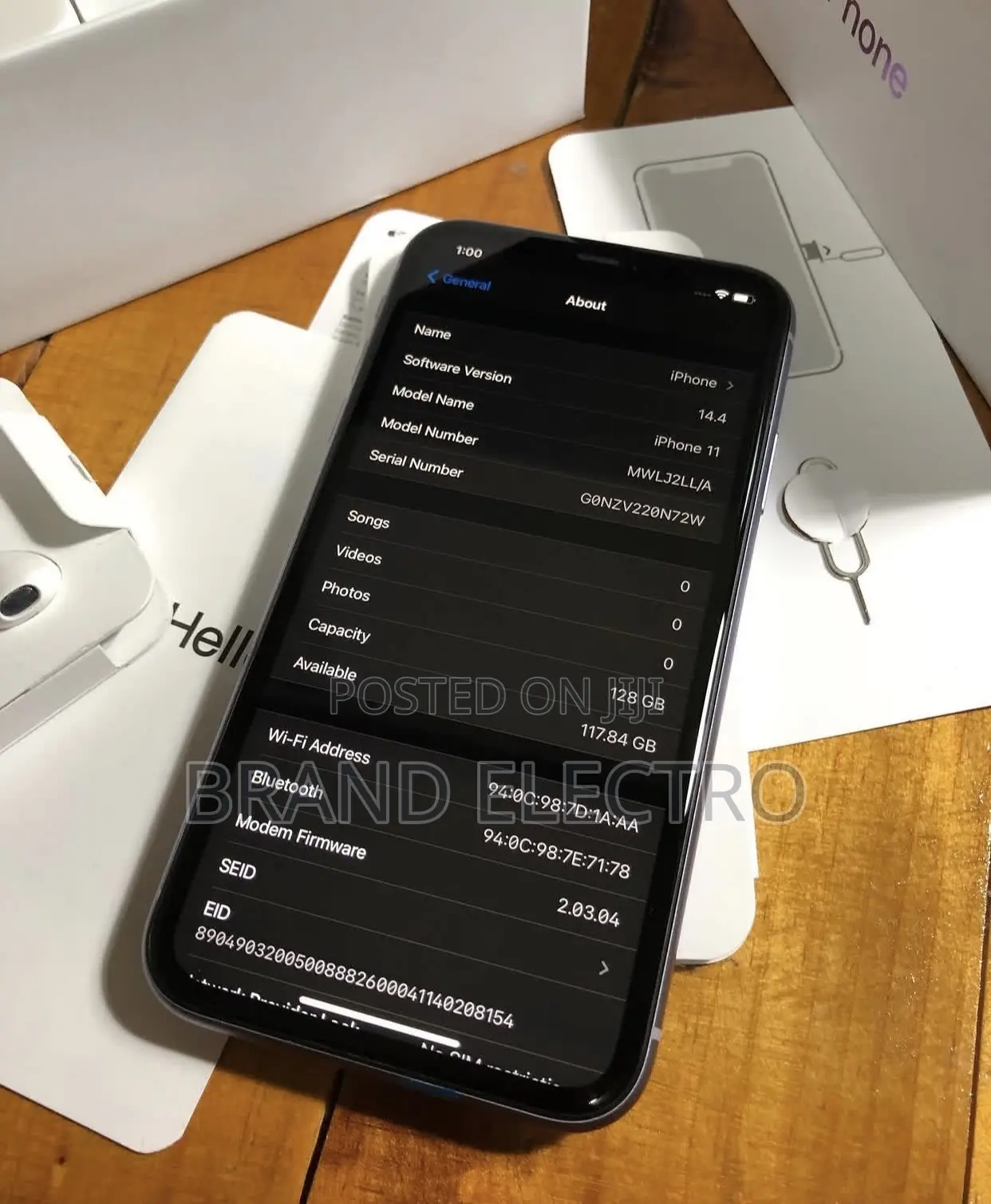 New Apple iPhone 11 128 GB Purple
