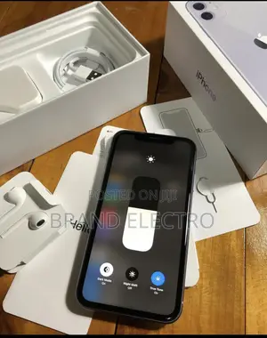 New Apple iPhone 11 128 GB Purple