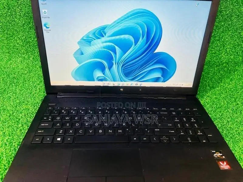 HP AMD Ryzen Laptop
