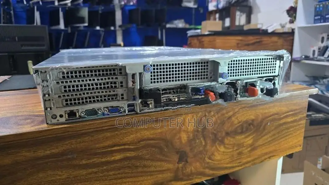 PowerEdge Dell R740 Server 2X Gold 6138 40 Cores 32GB RAM 1.2TB SSD