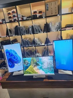All in One i5 7th GEN 8GB RAM 256GB NVMe Computer + 24 Inch IPS monito