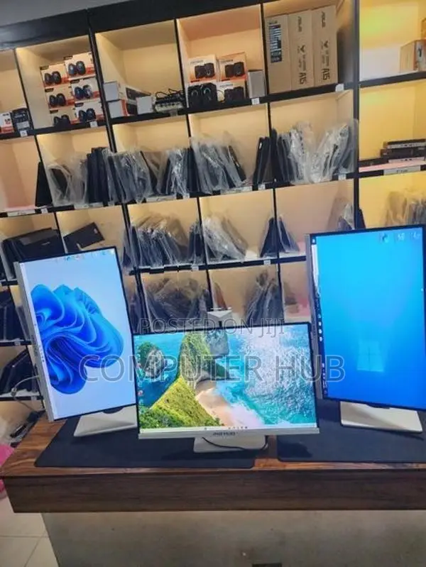 All in One i5 7th GEN 8GB RAM 256GB NVMe Computer + 24 Inch IPS monito