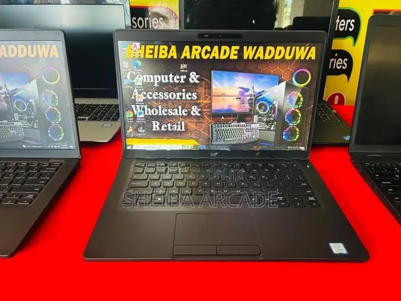 LAPTOP - I5 8TH GEN / 8GB D4 RAM /250 M.2