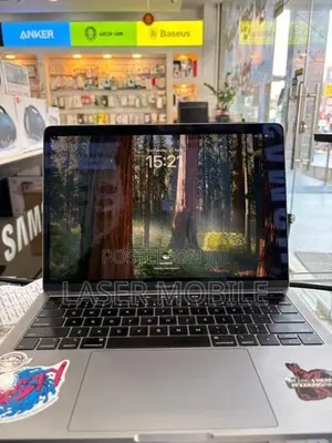 Apple Macbook Pro I5