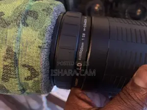 Canon 200-400 f5.6 DSLR Lens