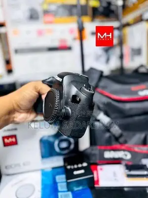 Canon 6D DSLR Full Frame Camera 16K Shutter Body