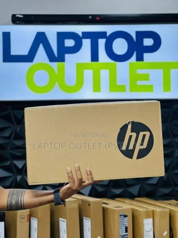 HP Core Ultra 5-125H | 8GB Ram 512GB NVMe 15.6 FHD LED