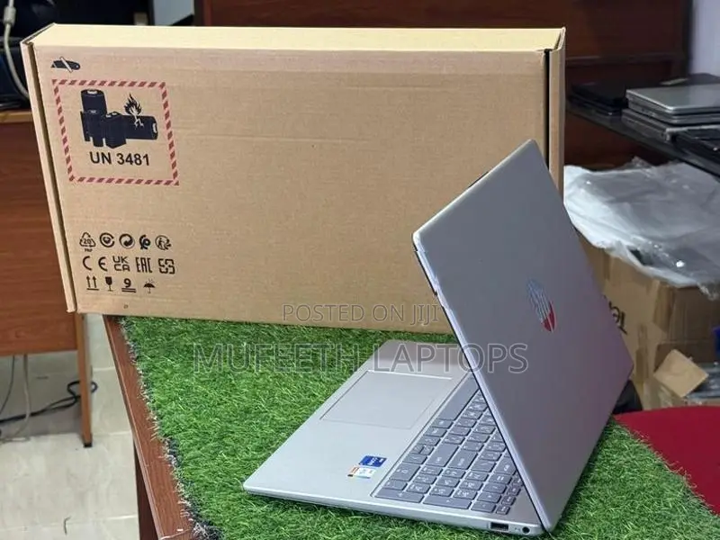 New HP i7 12Gen 16/512GB 15.6”FHD Display