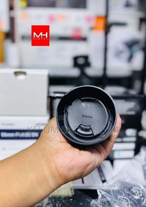 Sony E Mount Sigma 56mm 1.4f DG DN Lens Full Set