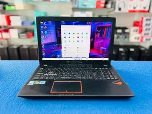 Gaming Laptop i7 7th GEN Asus Strix - 8GB RAM|256GB NVME|GTX 1050 Ti 4