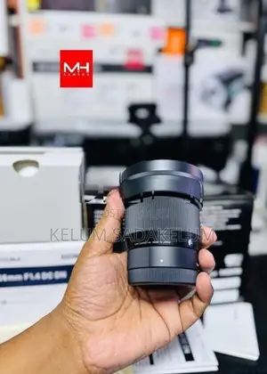 Sony E Mount Sigma 56mm 1.4f DG DN Lens Full Set