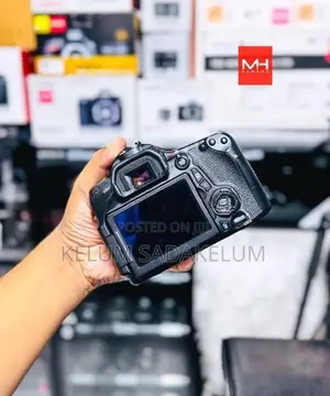 Canon 70D 24.3MP DSLR Camera Shutter