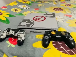 PlayStation 4 Star Wars edition