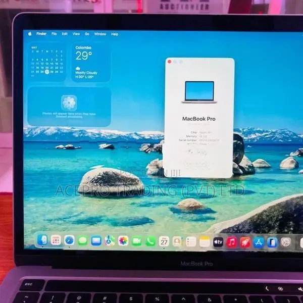 Apple MacBook Pro M1 (2020) 16GB RAM 512GB SSD Touch Bar