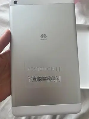 Huawei Mediapad M18.0