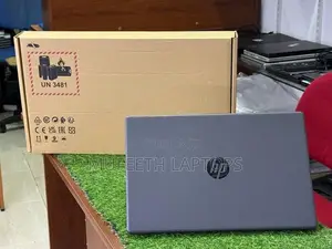 New HP i5 13Gen 8/512GB 15.6”FHD Display