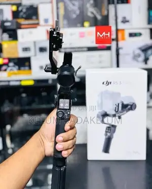 DJI RS 3 Mini Gimbal Stabilizer