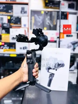 DJI RS 3 Mini Gimbal Stabilizer